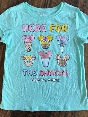 Mickey and Friends "Here for the snacks" Tee size MD Youth 8